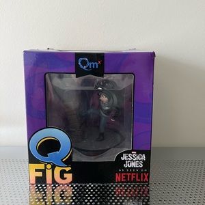 Marvel Jessica Jones Q-Fig Figure Netflix Loot Crate Exclusive 2017 DAMAGED BOX!